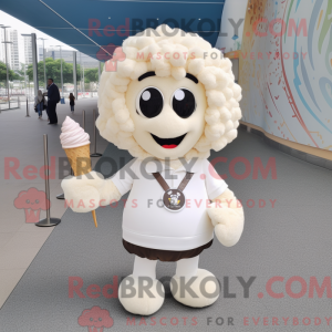 Figura de máscara de...