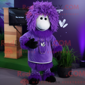 Purple Shepard S Pie maskot...