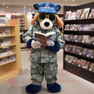  Air Force Soldier maskot...