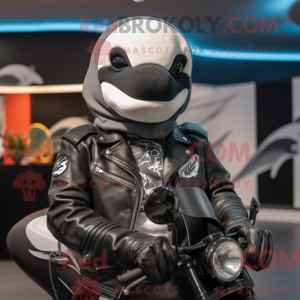 Silver Killer Whale maskot...