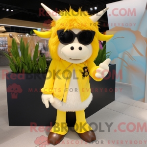 Mascotte de yak jaune...