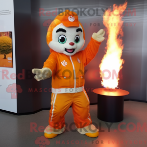 Orange Fire Eater maskot...