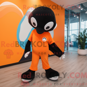 Orange Killer Whale maskot...