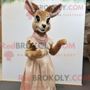 Tan Roe Deer maskot kostume...