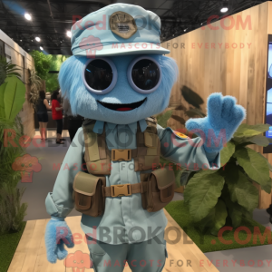 Cyan Para Commando maskot...