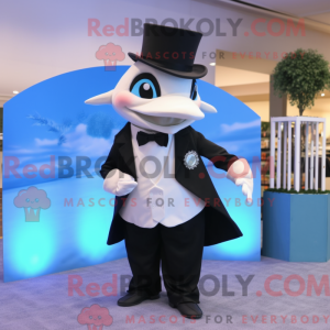 Cream Dolphin maskot...