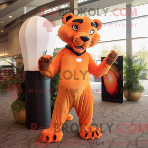Orange Panther Maskottchen...
