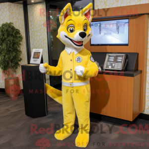 Gul Dingo maskot kostume...
