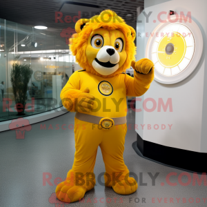 Gul Tamer Lion maskot...