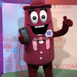 Maroon Phone maskot...