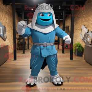 Cyan medelaldersk...