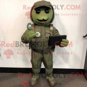 Olive Commando maskot...