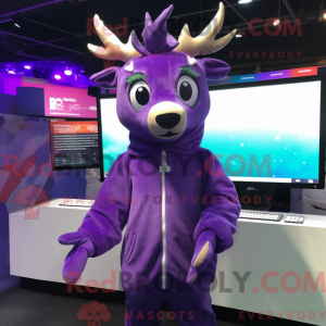 Máscara de veado roxo com...