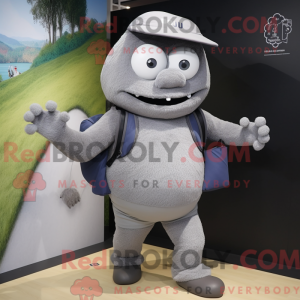 Postava maskota Grey...