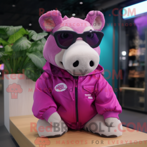 Magenta Tapir Maskottchen...