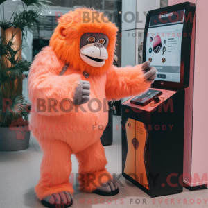 Peach Gorilla maskot...