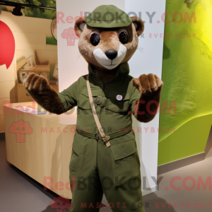 Olive Weasel maskot kostume...