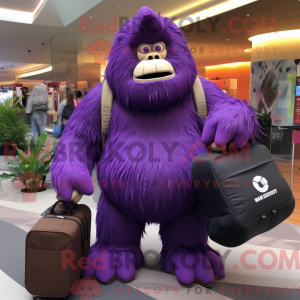 Lilla Sasquatch maskot...