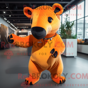 Orange Tapir Maskottchen...
