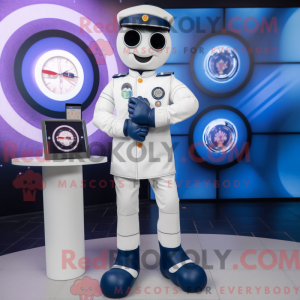 Postava maskota Navy Doctor...