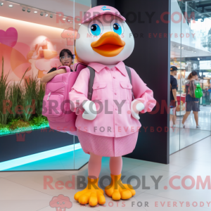 Pink Duck maskot...