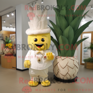 Cream Pineapple maskot...