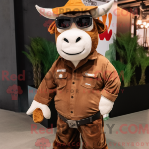 Brun Hereford Cow maskot...