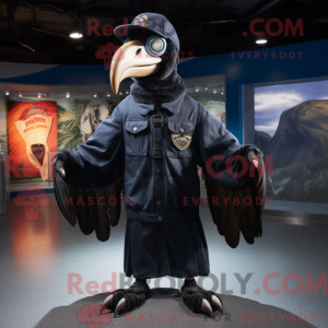 Navy Vulture Maskottchen...