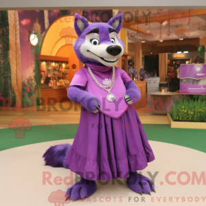 Figura de máscara de lobo...