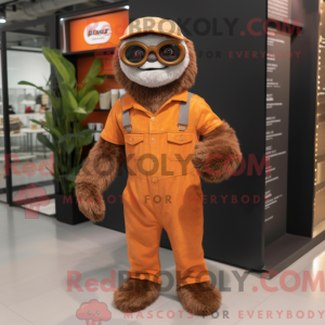 Rust Sloth Maskottchen...