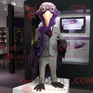 Purple Vulture maskot...