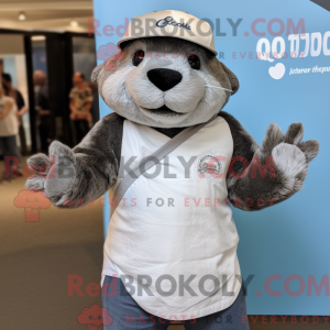 Gray Otter maskot kostume...