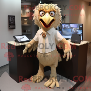 Beige Harpy maskot kostume...