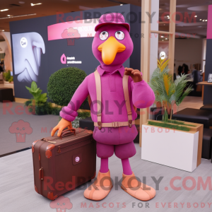 Magenta Tyrkiet maskot...