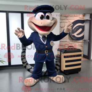 Postava maskota Navy Snake...