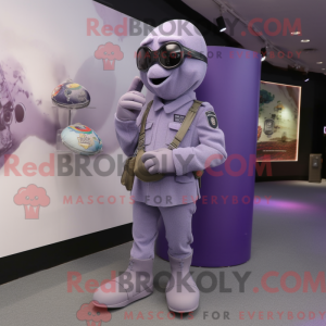 Lavender Para Commando...