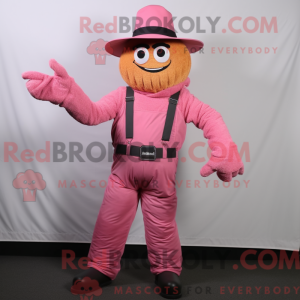 Pink Scarecrow maskot...