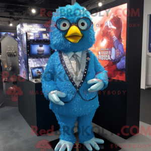 Blue Fried Chicken maskot...