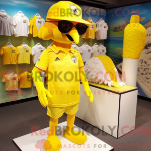 Yellow Eagle maskot kostume...