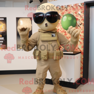 Tan Granat maskot kostume...