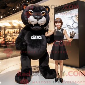 Sort Smilodon maskot...