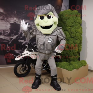 Grå Caesar Salat maskot...