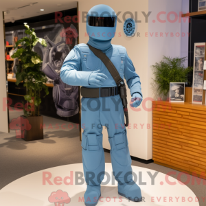 Sky Blue Gi Joe maskot...