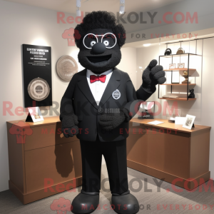 Figura de máscara de...