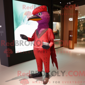 Magenta hakkespett maskot...