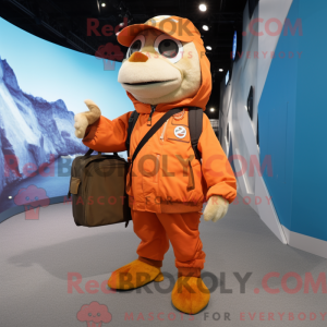 Orange Barracuda maskot...