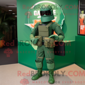 Máscara de personagem verde...