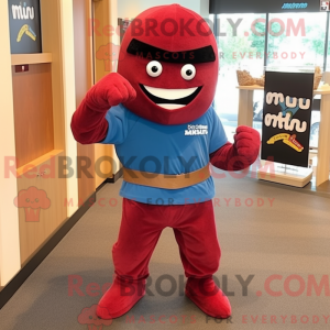 Postava maskota kaštanového...