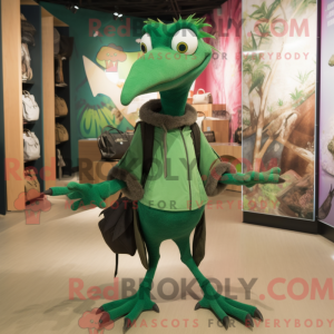Personagem de máscara de...