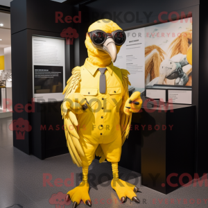 Personagem de máscara de um...